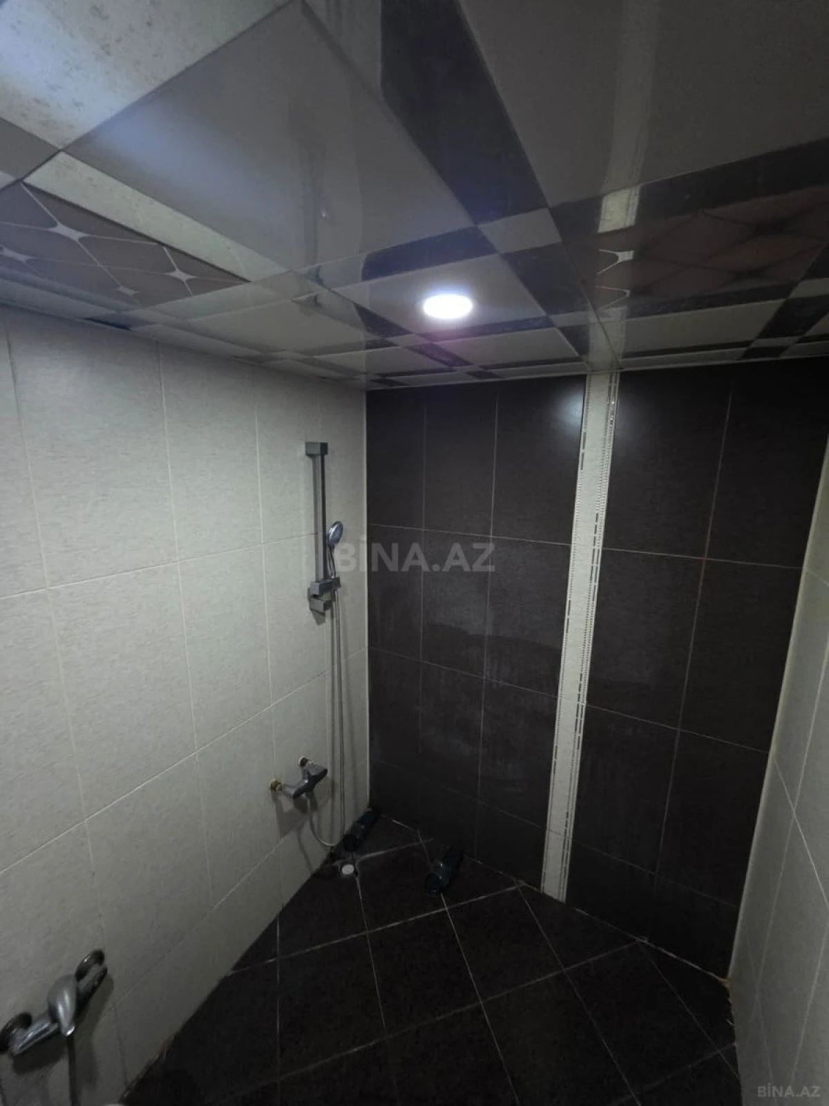 Satılır 2 otaqlı mənzil 52 m²