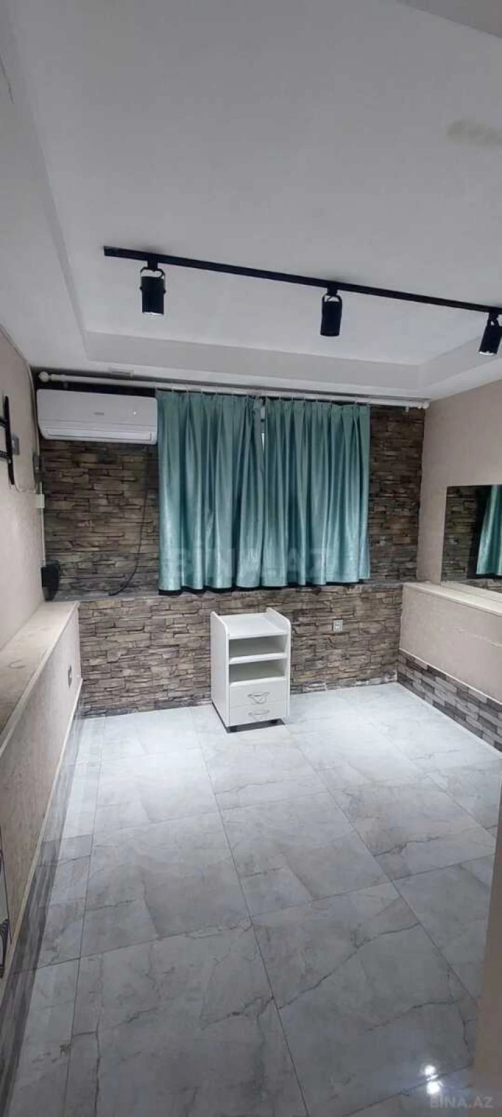 Kirayə verilir obyekt 75 m²