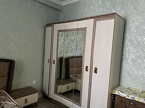 Satılır 3 otaqlı mənzil 94 m²