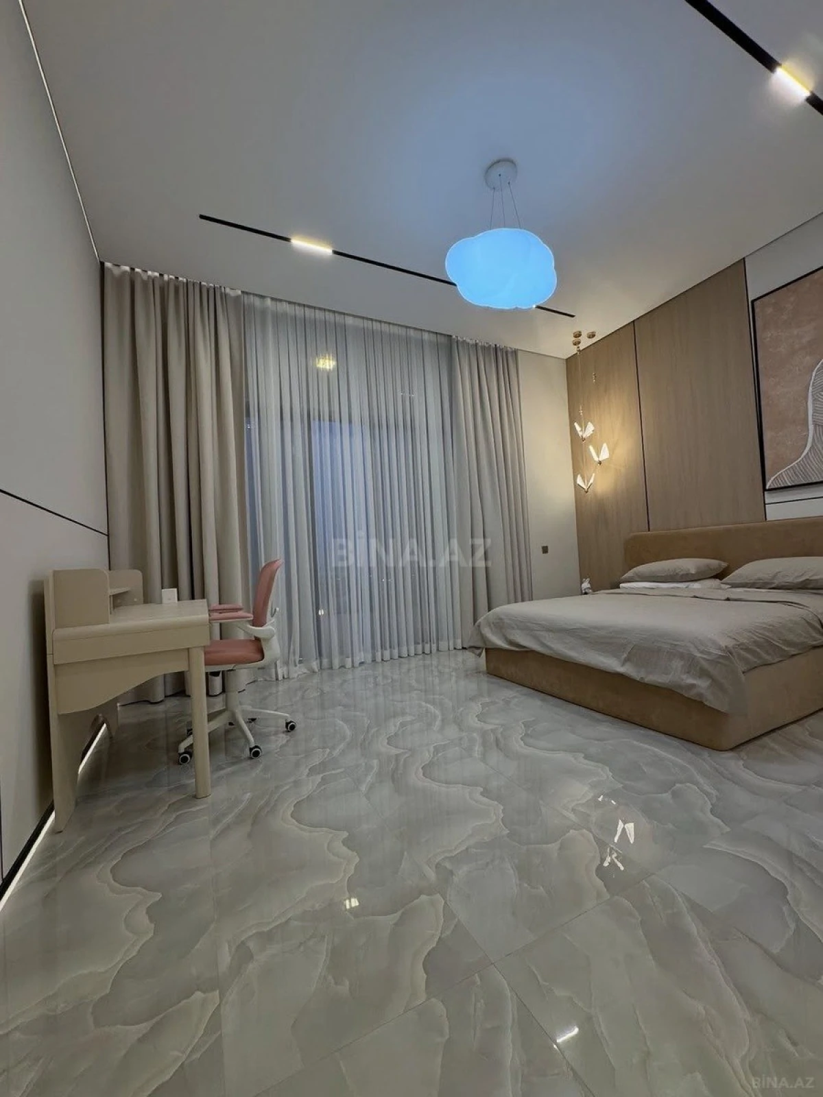 Kirayə verilir 5 otaqlı həyət evi 400 m²