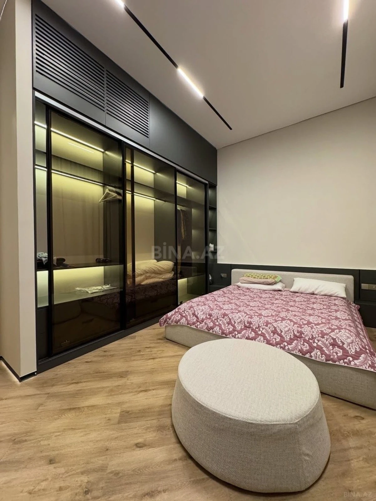 Kirayə verilir 5 otaqlı həyət evi 400 m²