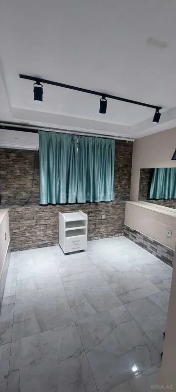 Satılır obyekt 75 m²