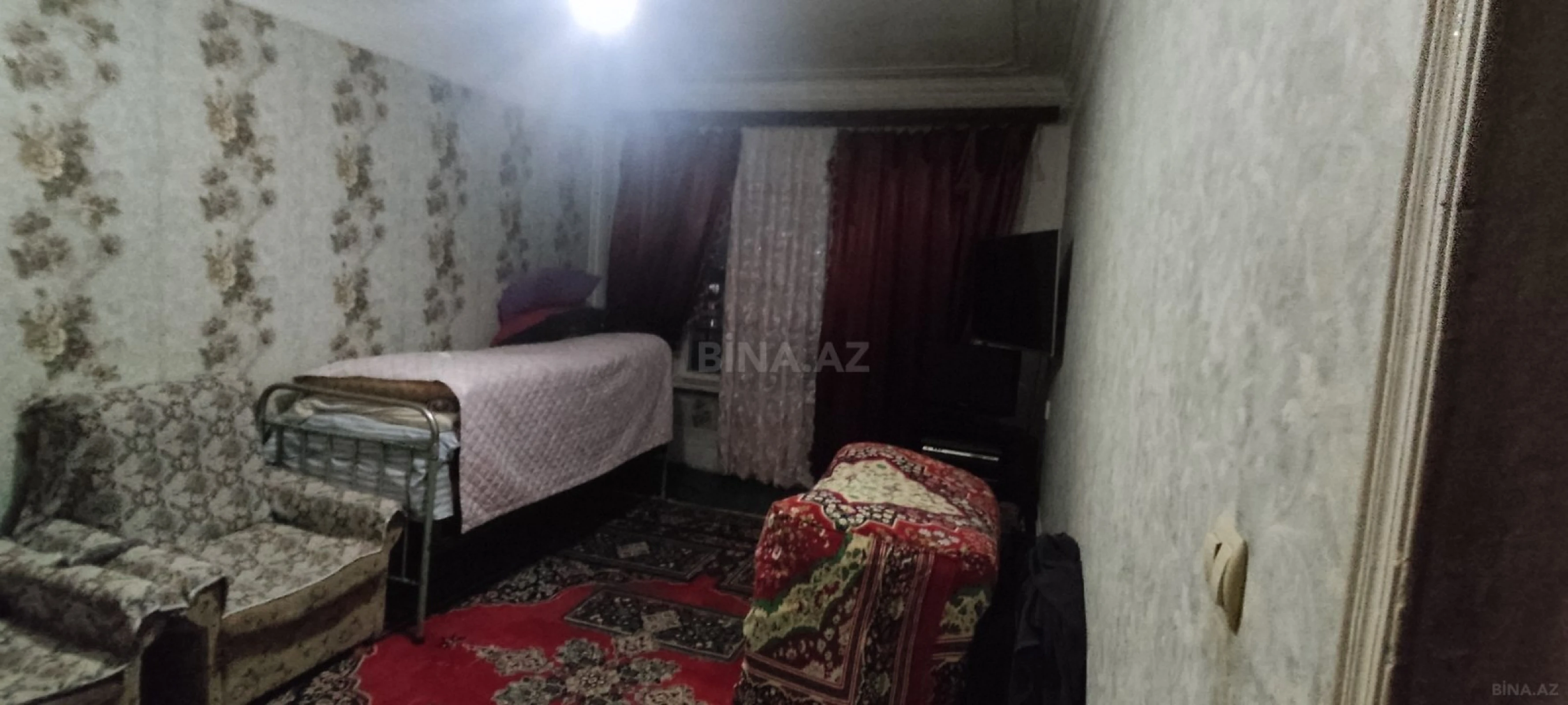 Satılır 5 otaqlı mənzil 100 m²
