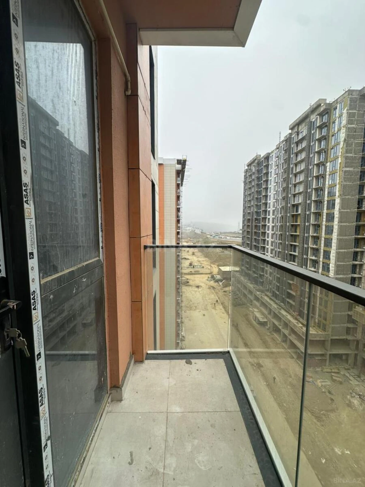 Satılır 2 otaqlı mənzil 63.99 m²