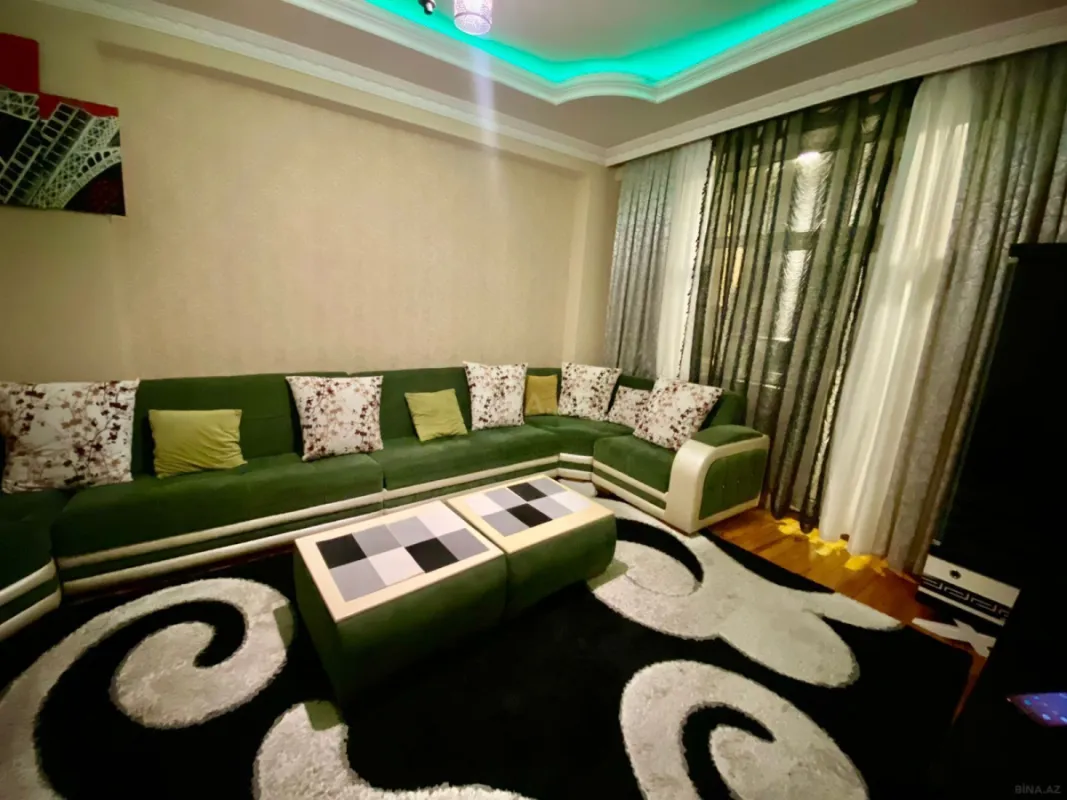 Kirayə verilir 2 otaqlı mənzil 57 m²