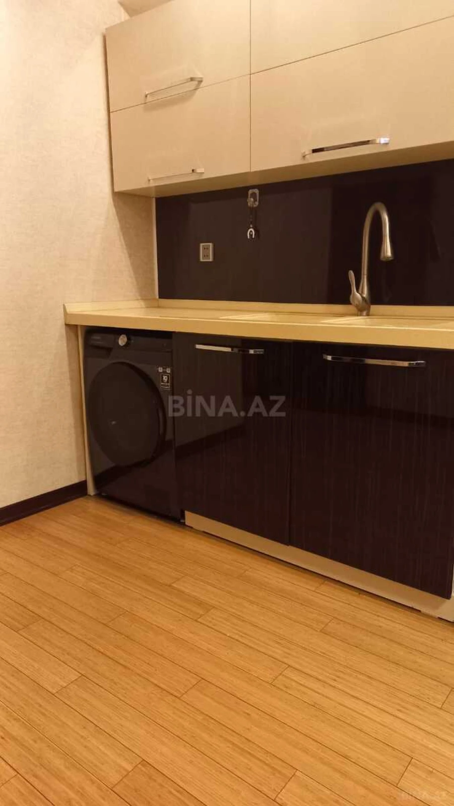 Kirayə verilir 3 otaqlı mənzil 125 m²