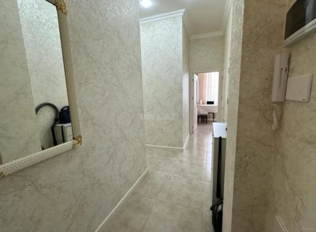 Satılır 2 otaqlı mənzil 80 m²