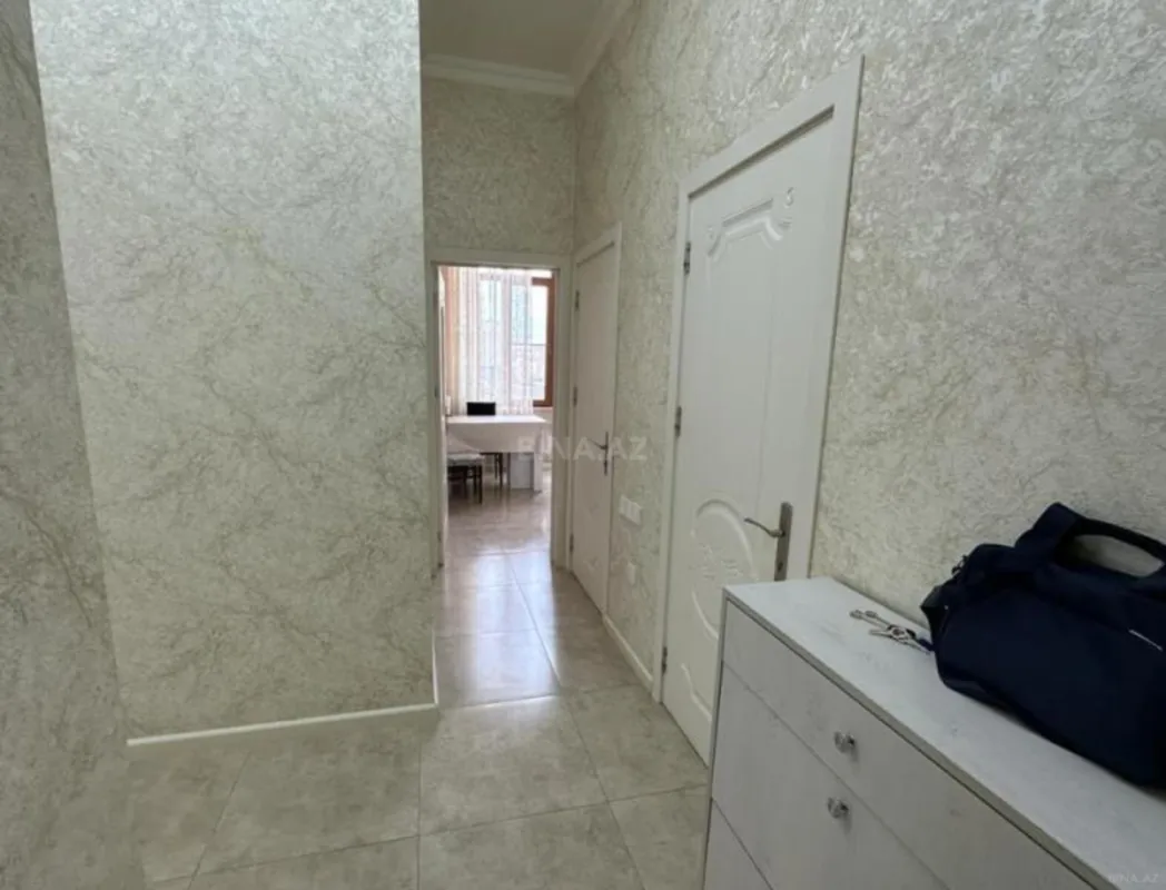 Satılır 2 otaqlı mənzil 80 m²