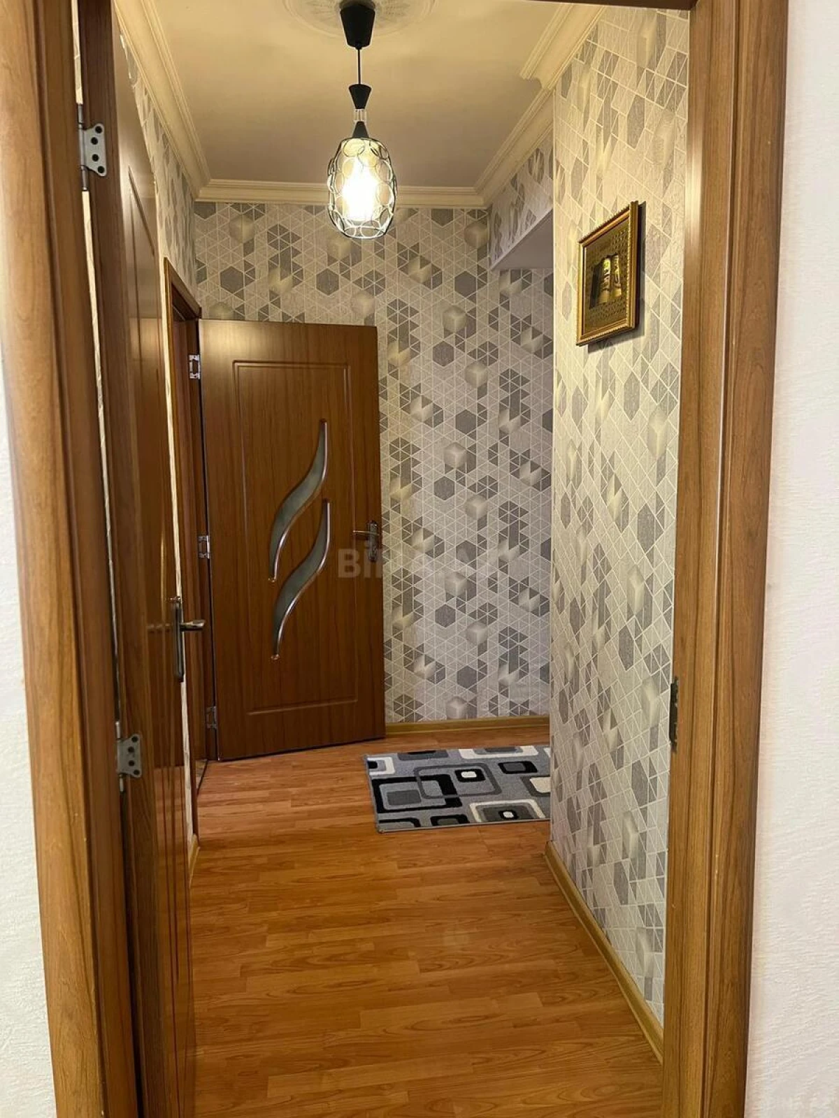 Satılır 2 otaqlı mənzil 67 m²