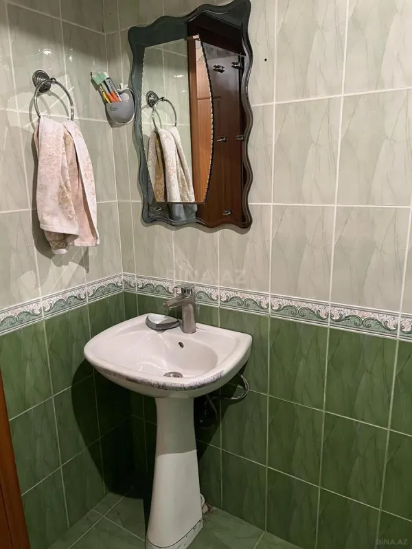 Satılır 2 otaqlı mənzil 67 m²