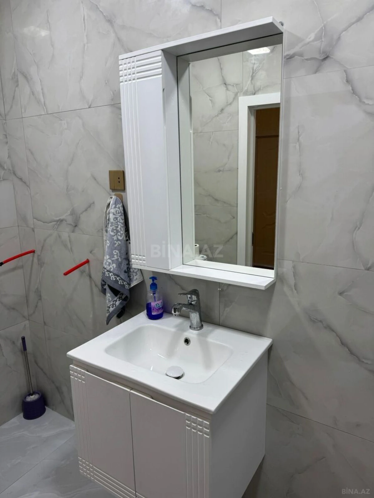 Satılır 3 otaqlı mənzil 64.2 m²