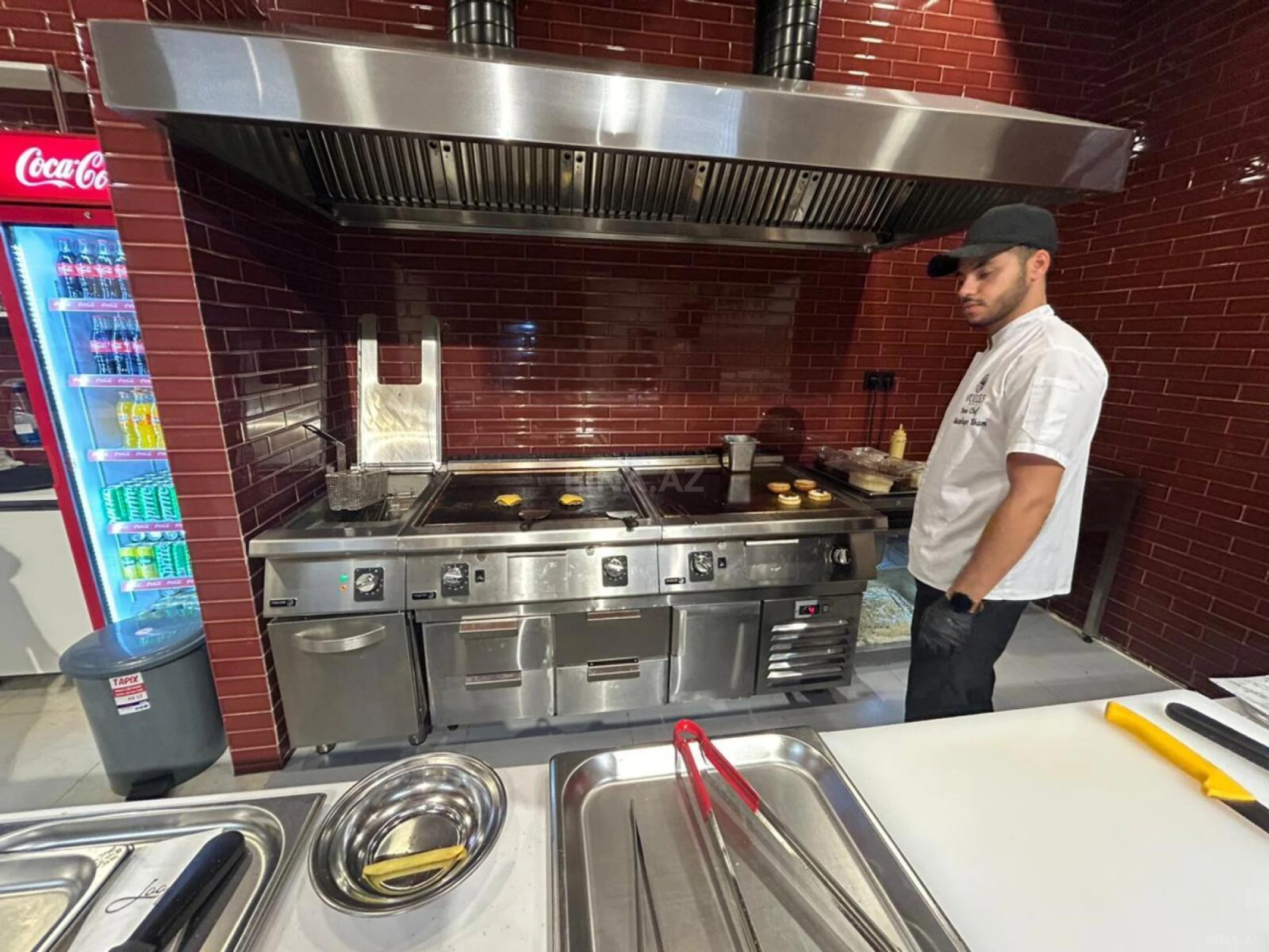 Satılır obyekt 250 m²