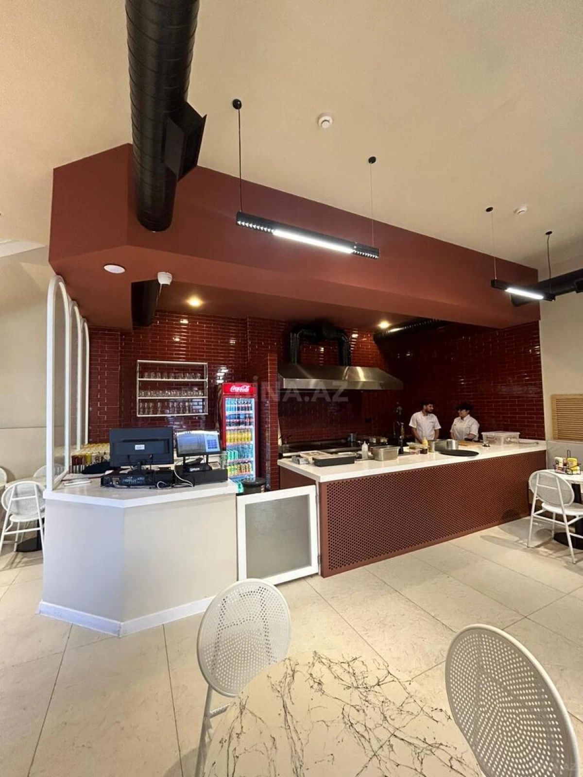 Satılır obyekt 250 m²