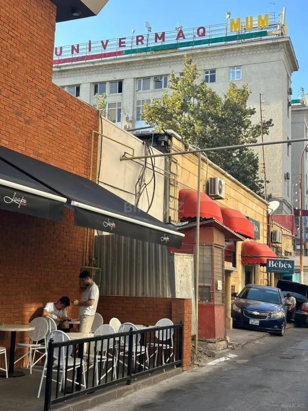 Satılır obyekt 250 m²