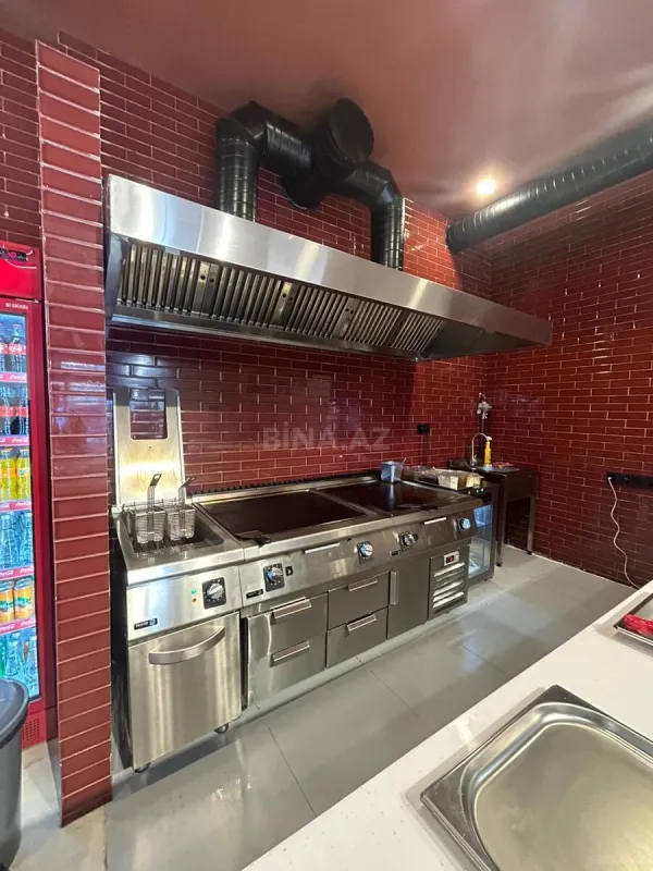 Satılır obyekt 250 m²