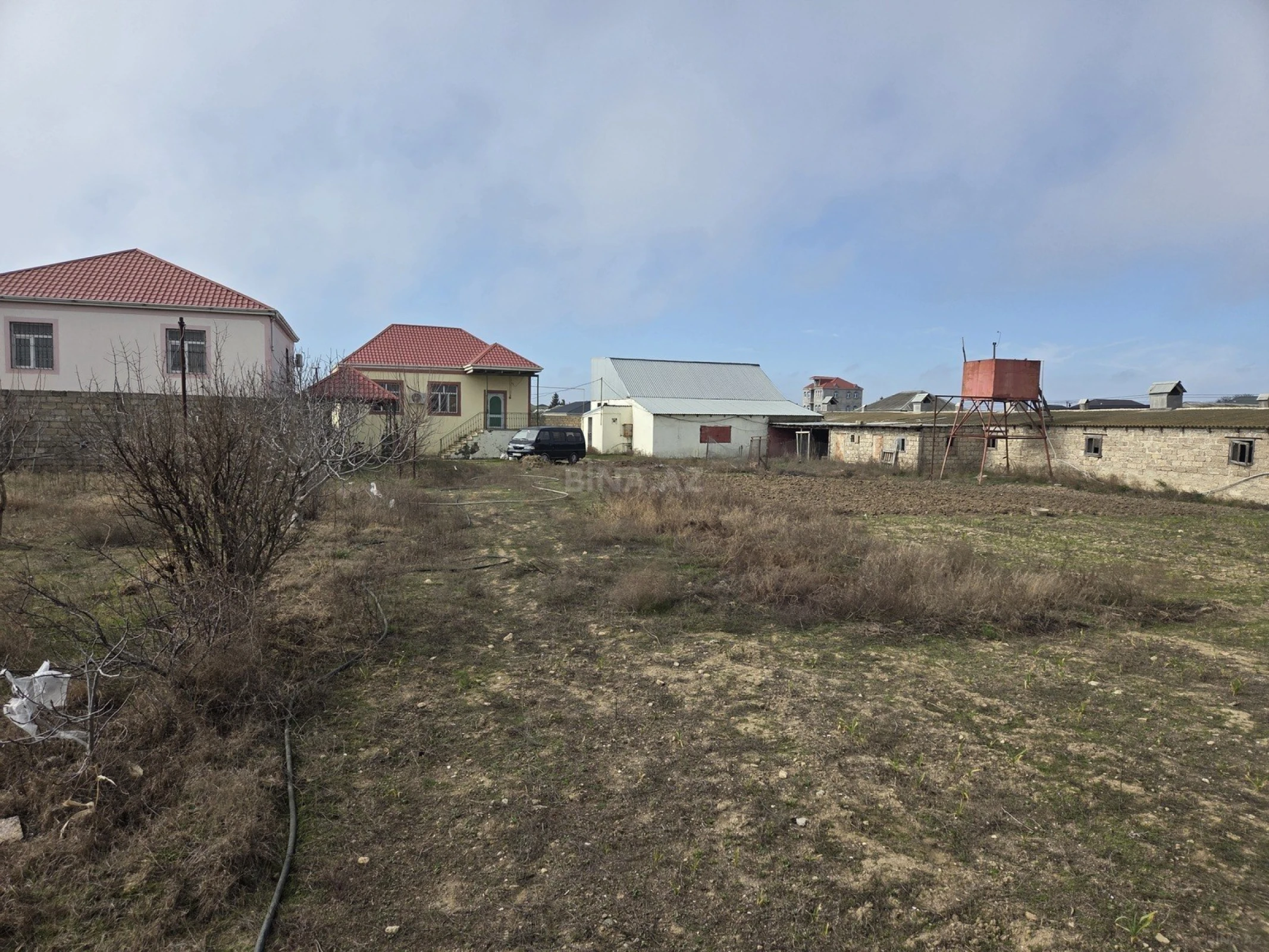 Satılır 3 otaqlı həyət evi 100 m²