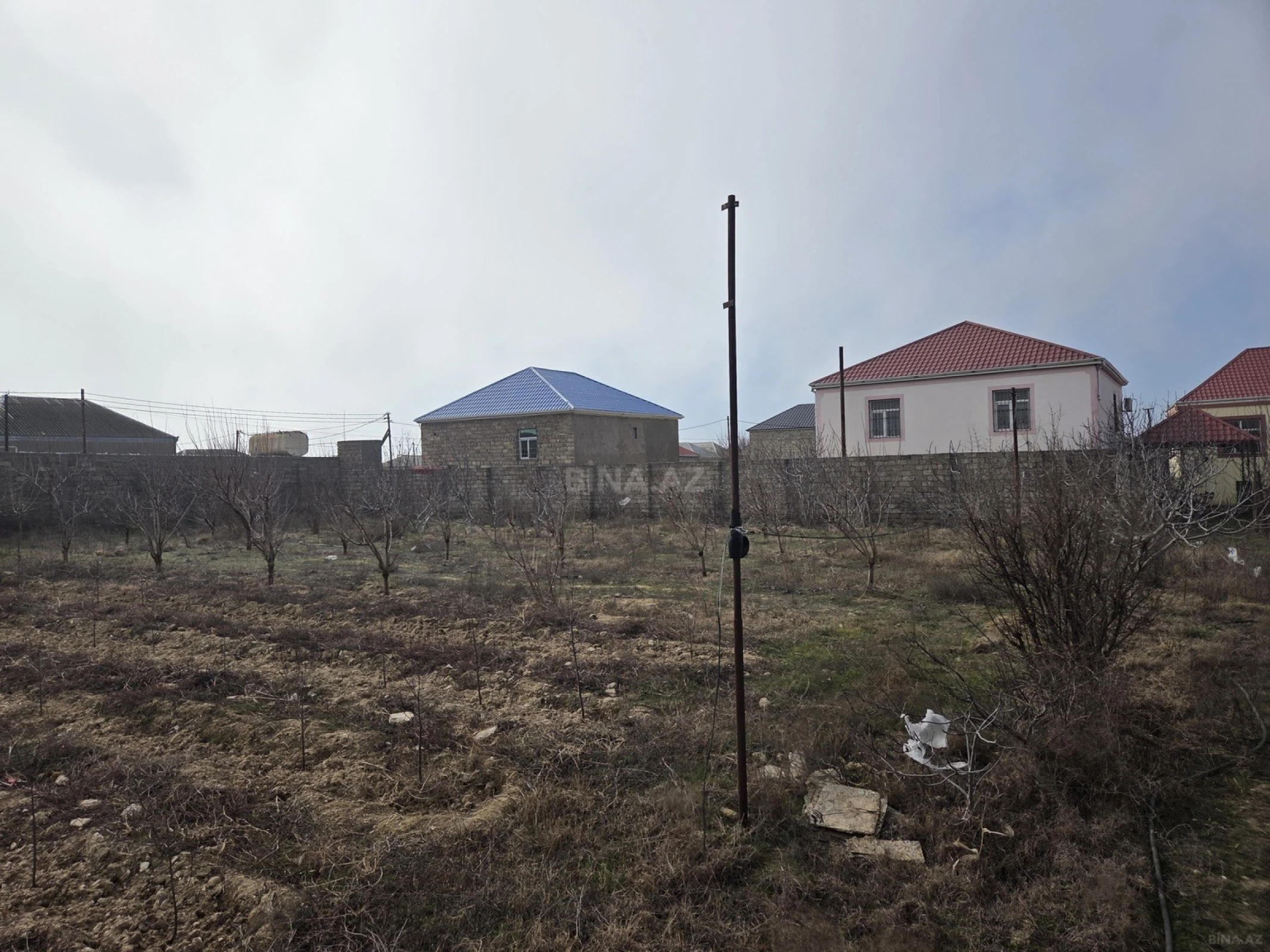 Satılır 3 otaqlı həyət evi 100 m²