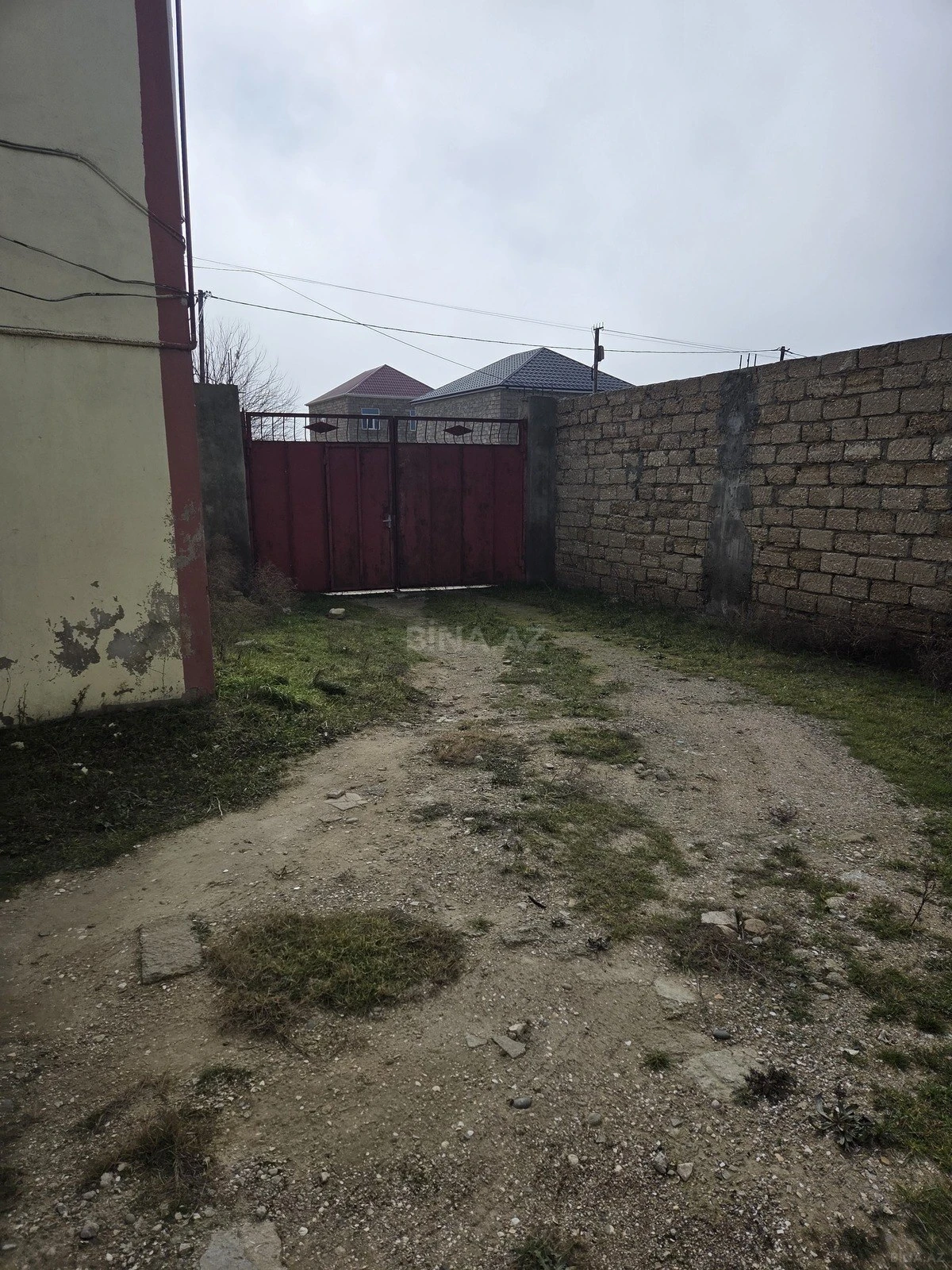 Satılır 3 otaqlı həyət evi 100 m²