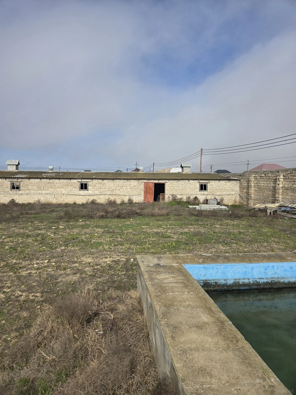 Satılır 3 otaqlı həyət evi 100 m²