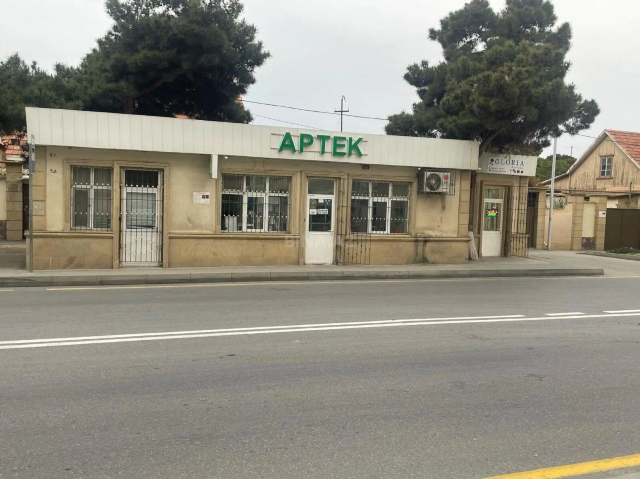 Satılır obyekt 80 m²