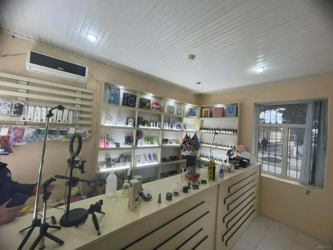 Satılır obyekt 80 m²