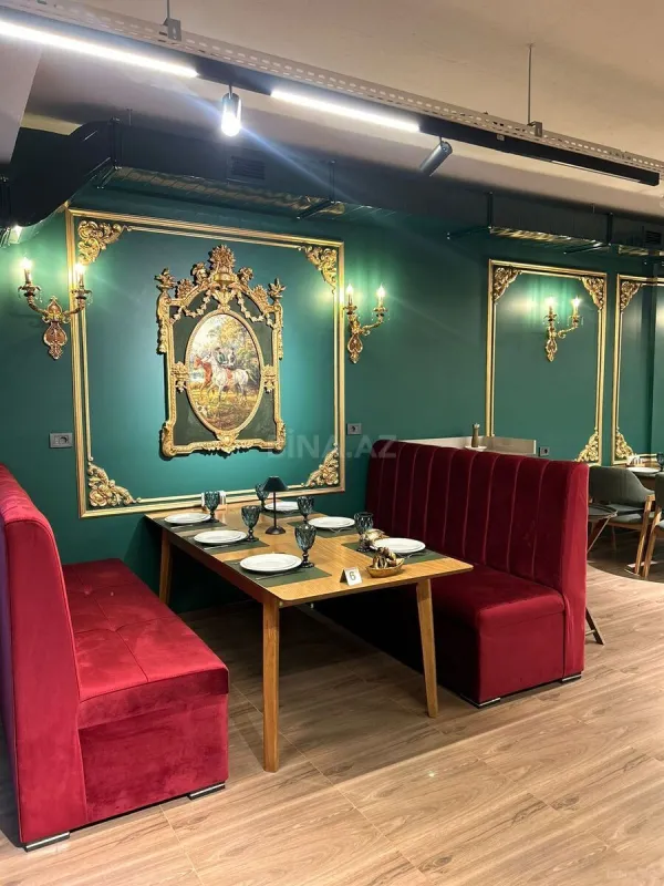 Satılır obyekt 550 m²