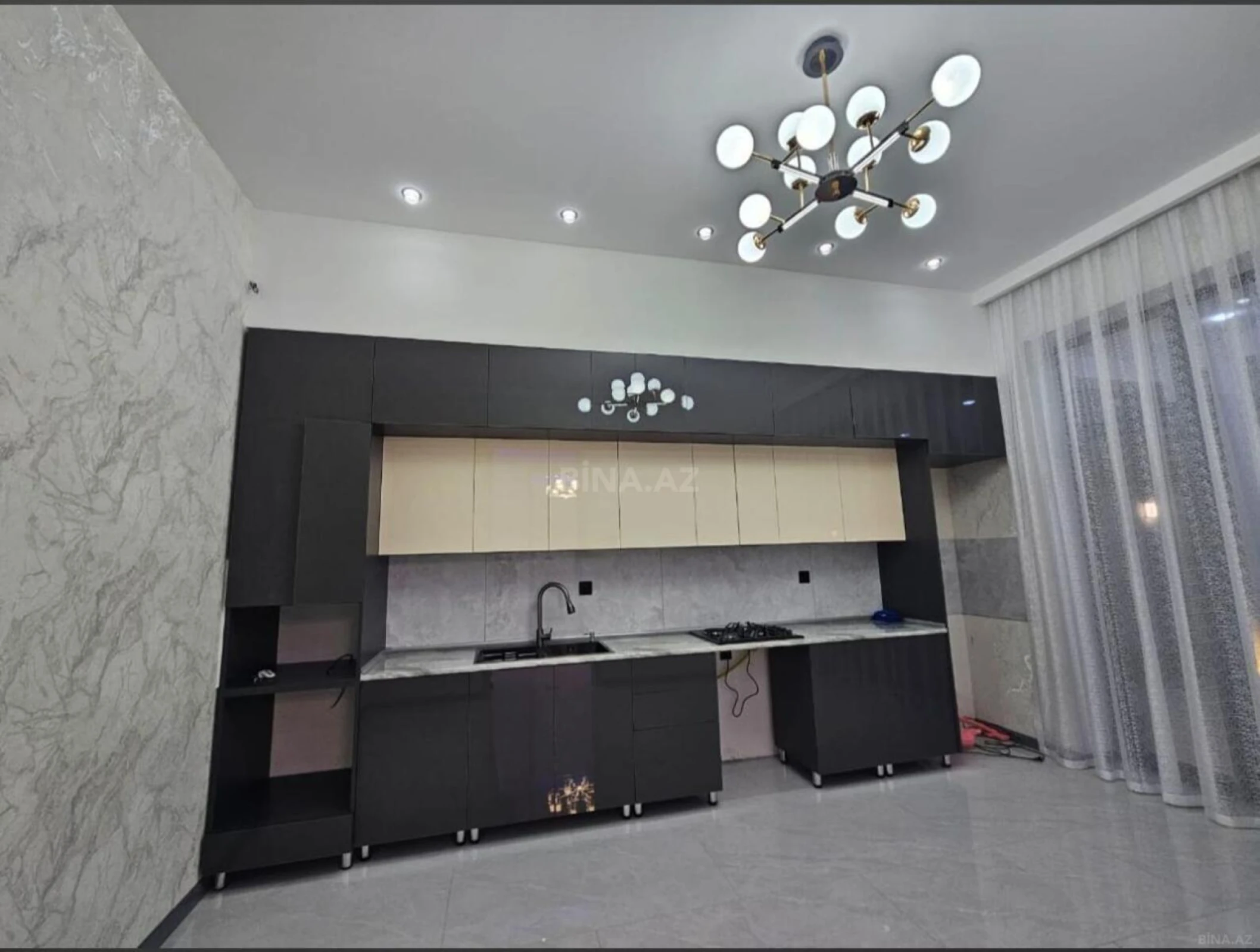 Satılır 5 otaqlı həyət evi 150 m²