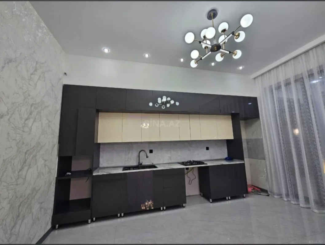 Satılır 5 otaqlı həyət evi 150 m²