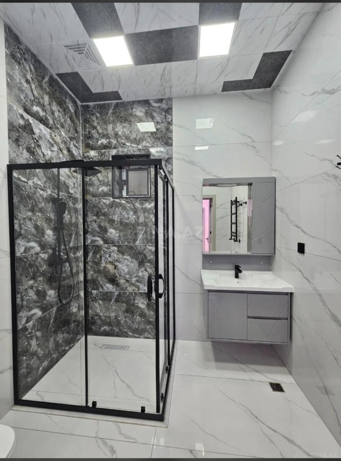 Satılır 5 otaqlı həyət evi 150 m²