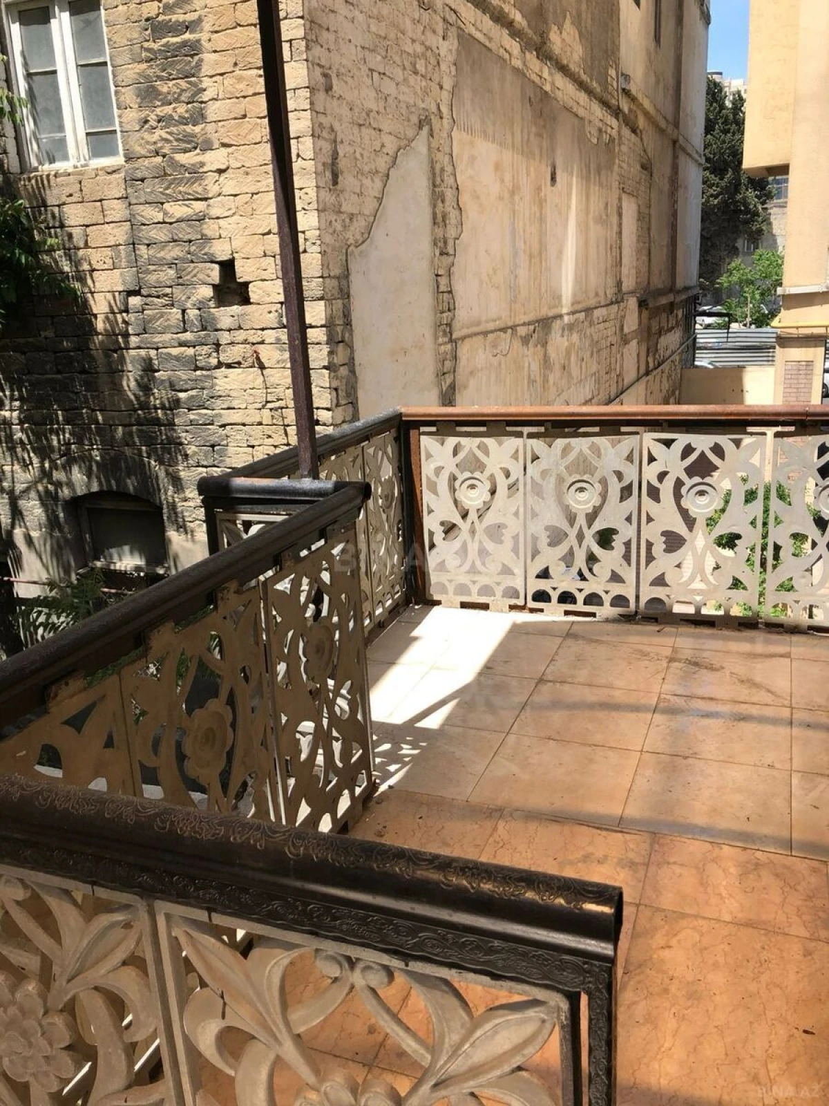 Kirayə verilir 2 otaqlı mənzil 70 m²