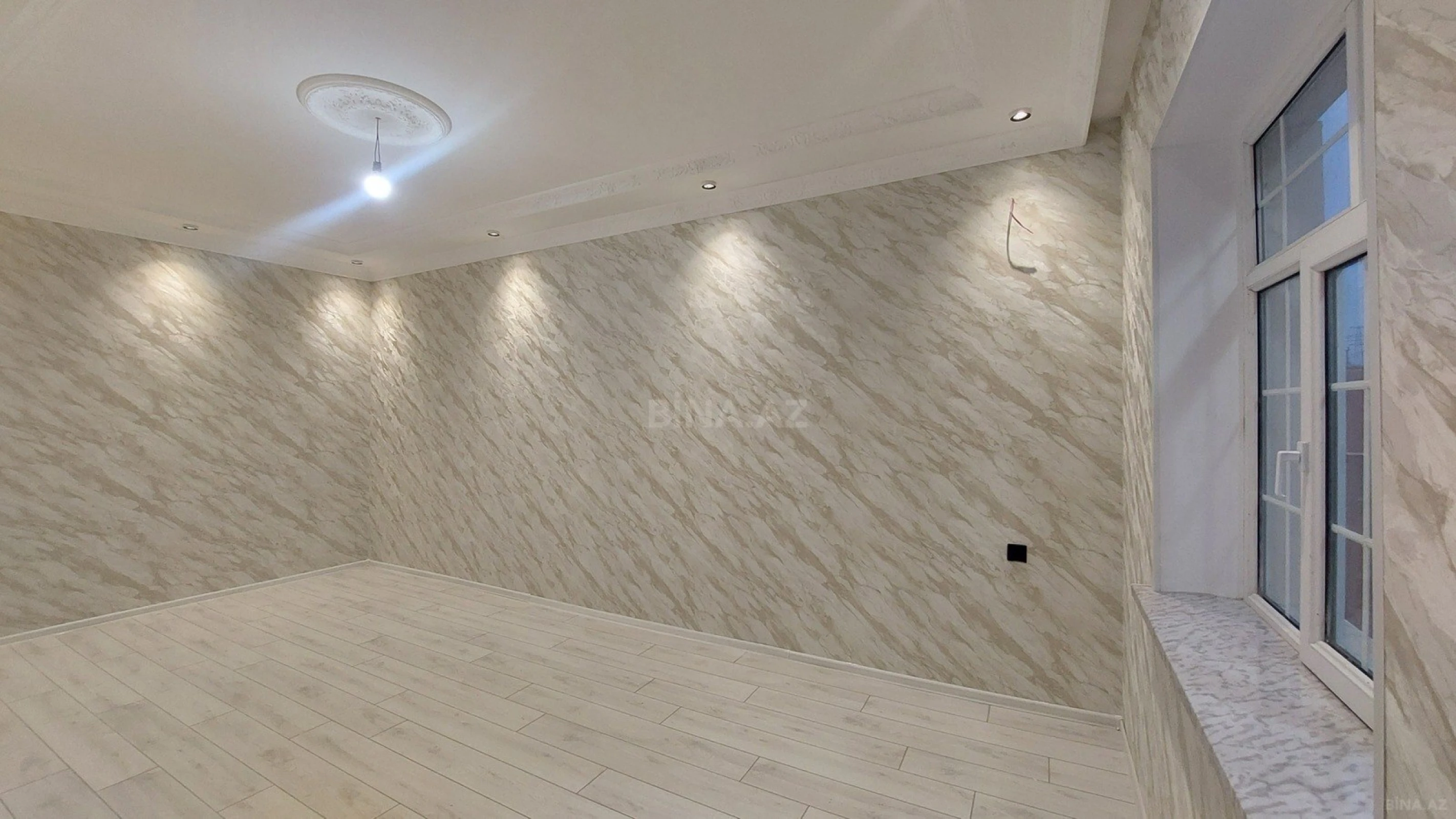 Satılır 2 otaqlı həyət evi 60 m²
