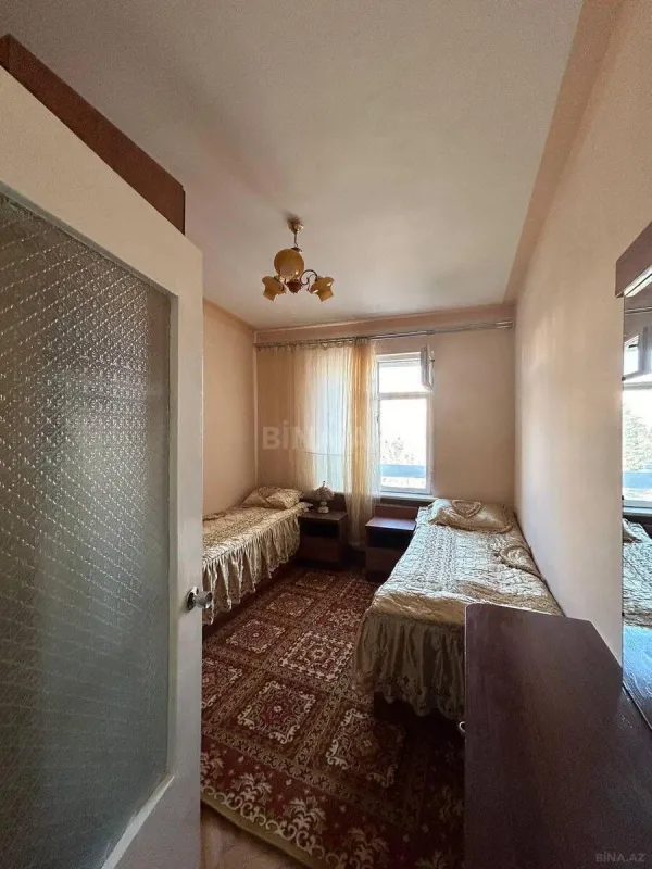 Kirayə verilir 2 otaqlı mənzil 65 m²