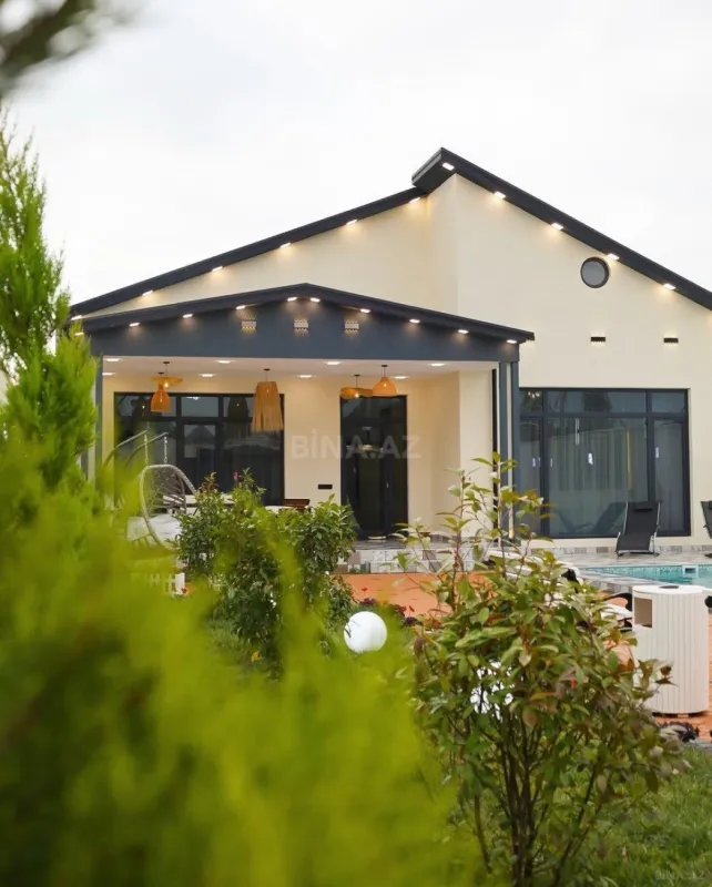 Kirayə verilir 4 otaqlı həyət evi 250 m²