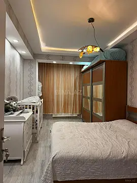 Satılır 2 otaqlı mənzil 86 m²