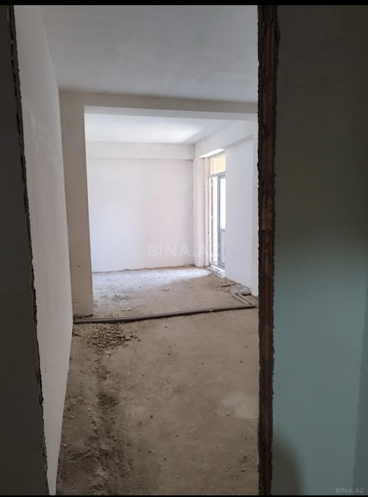 Satılır 3 otaqlı mənzil 65.4 m²
