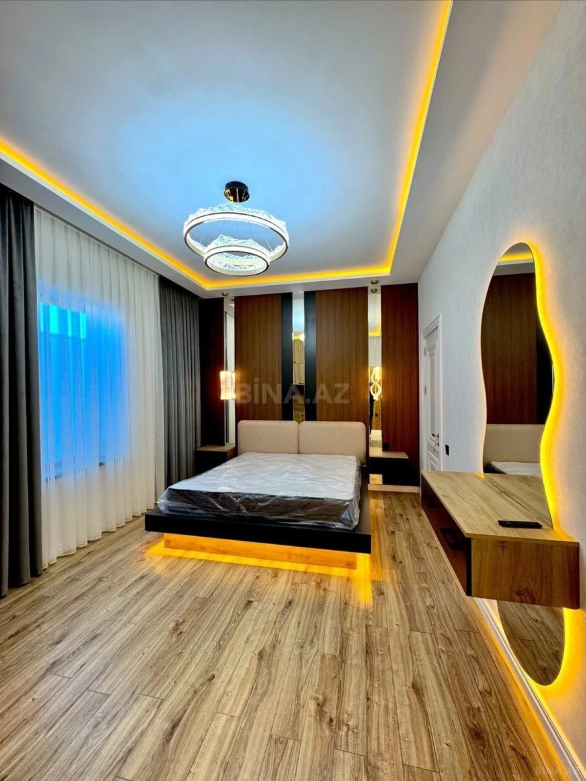 Kirayə verilir 5 otaqlı həyət evi 300 m²