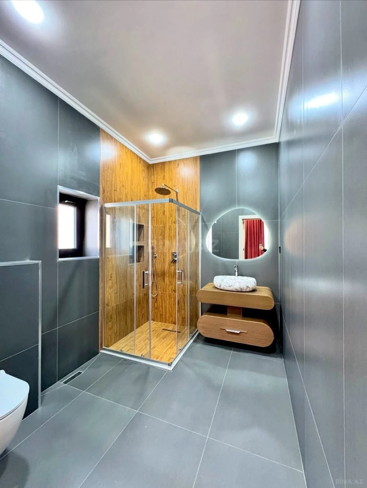 Kirayə verilir 5 otaqlı həyət evi 300 m²