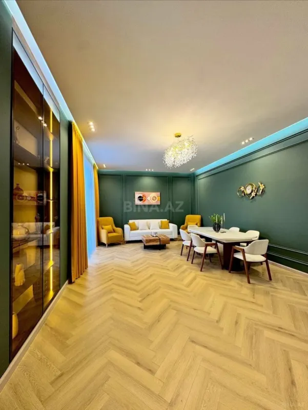 Kirayə verilir 5 otaqlı həyət evi 300 m²