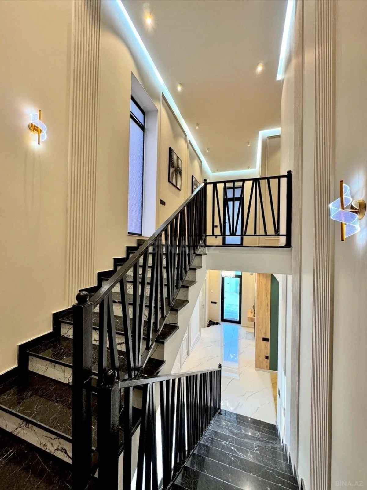Kirayə verilir 5 otaqlı həyət evi 300 m²