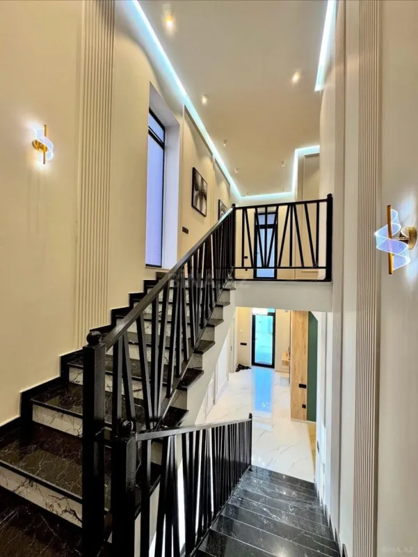 Kirayə verilir 5 otaqlı həyət evi 300 m²