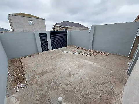 Satılır 4 otaqlı həyət evi 124 m²
