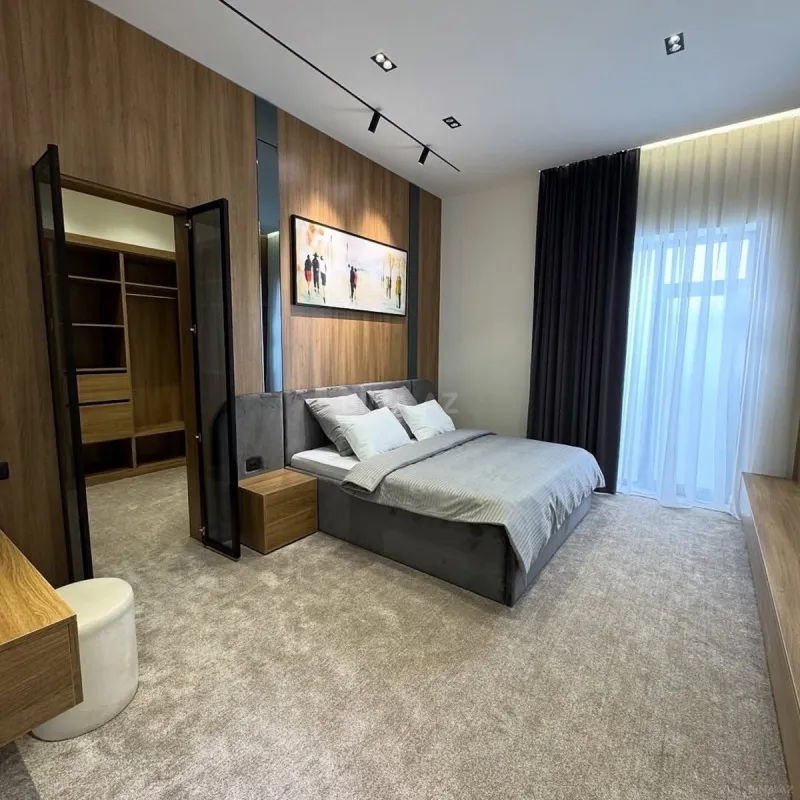 Kirayə verilir 4 otaqlı həyət evi 250 m²