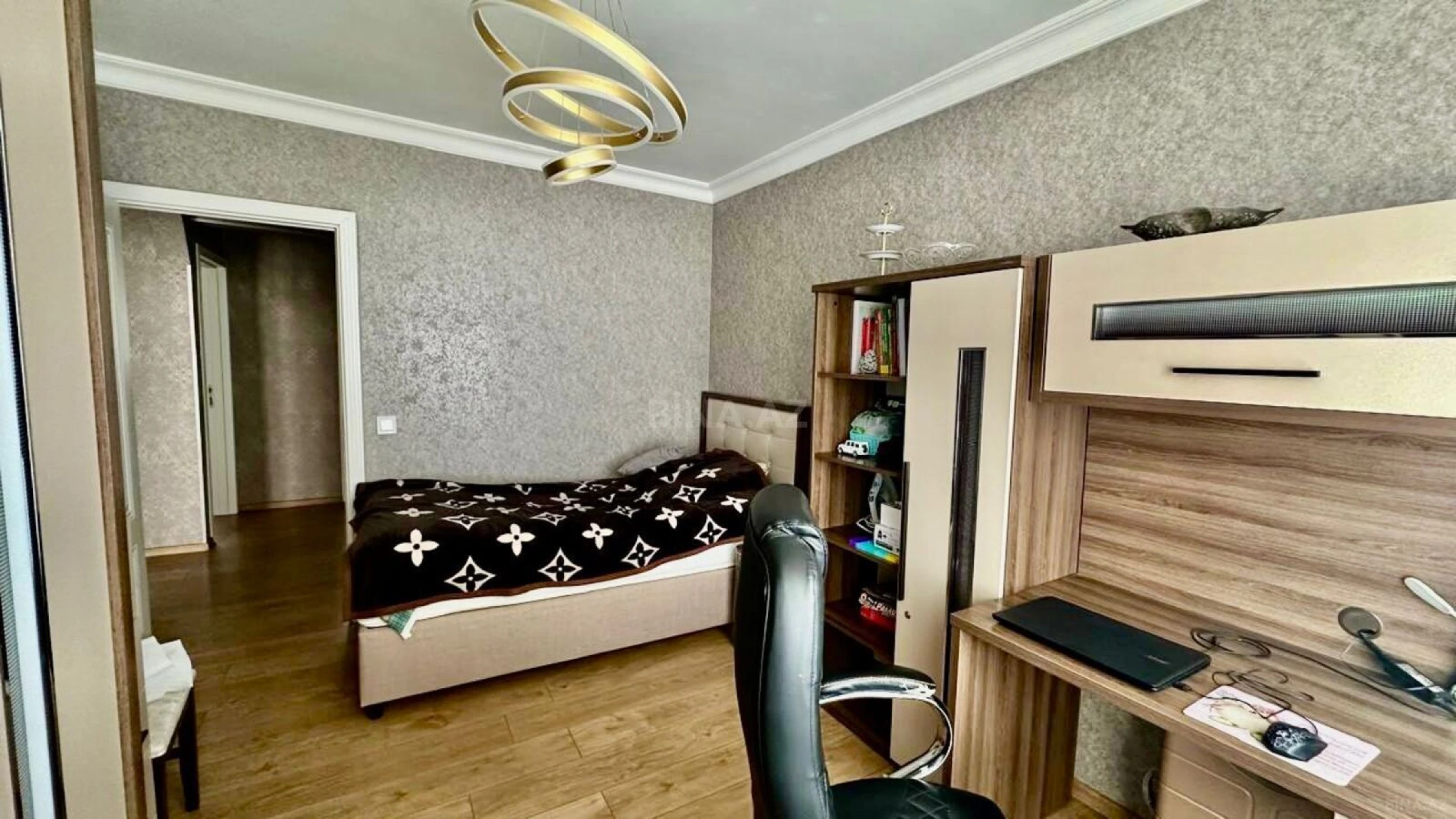 Satılır 3 otaqlı mənzil 85 m²