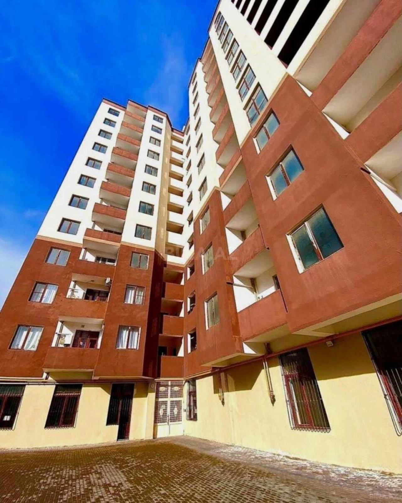Satılır 3 otaqlı mənzil 80 m²