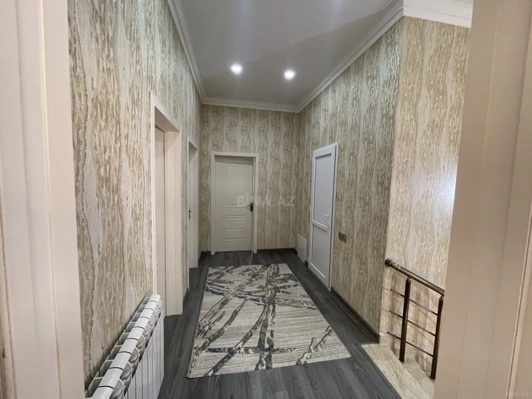 Satılır 6 otaqlı həyət evi 180 m²