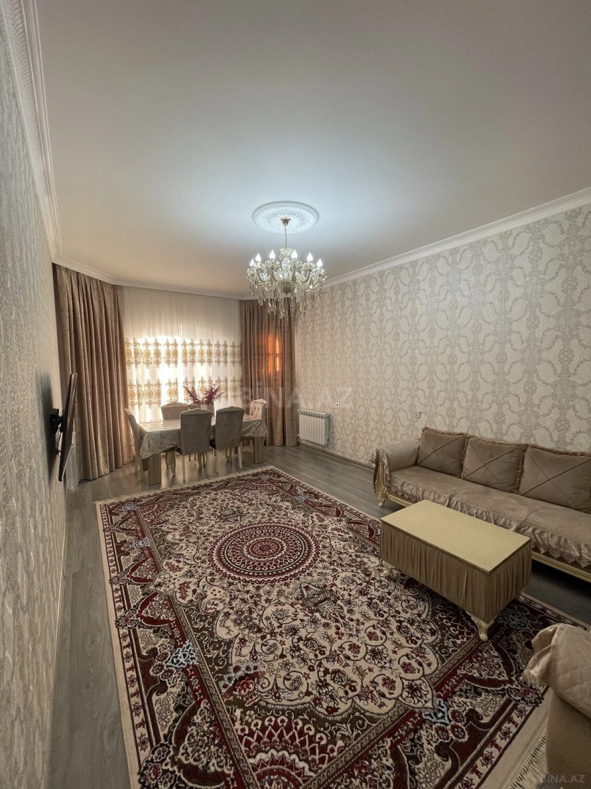 Satılır 6 otaqlı həyət evi 180 m²