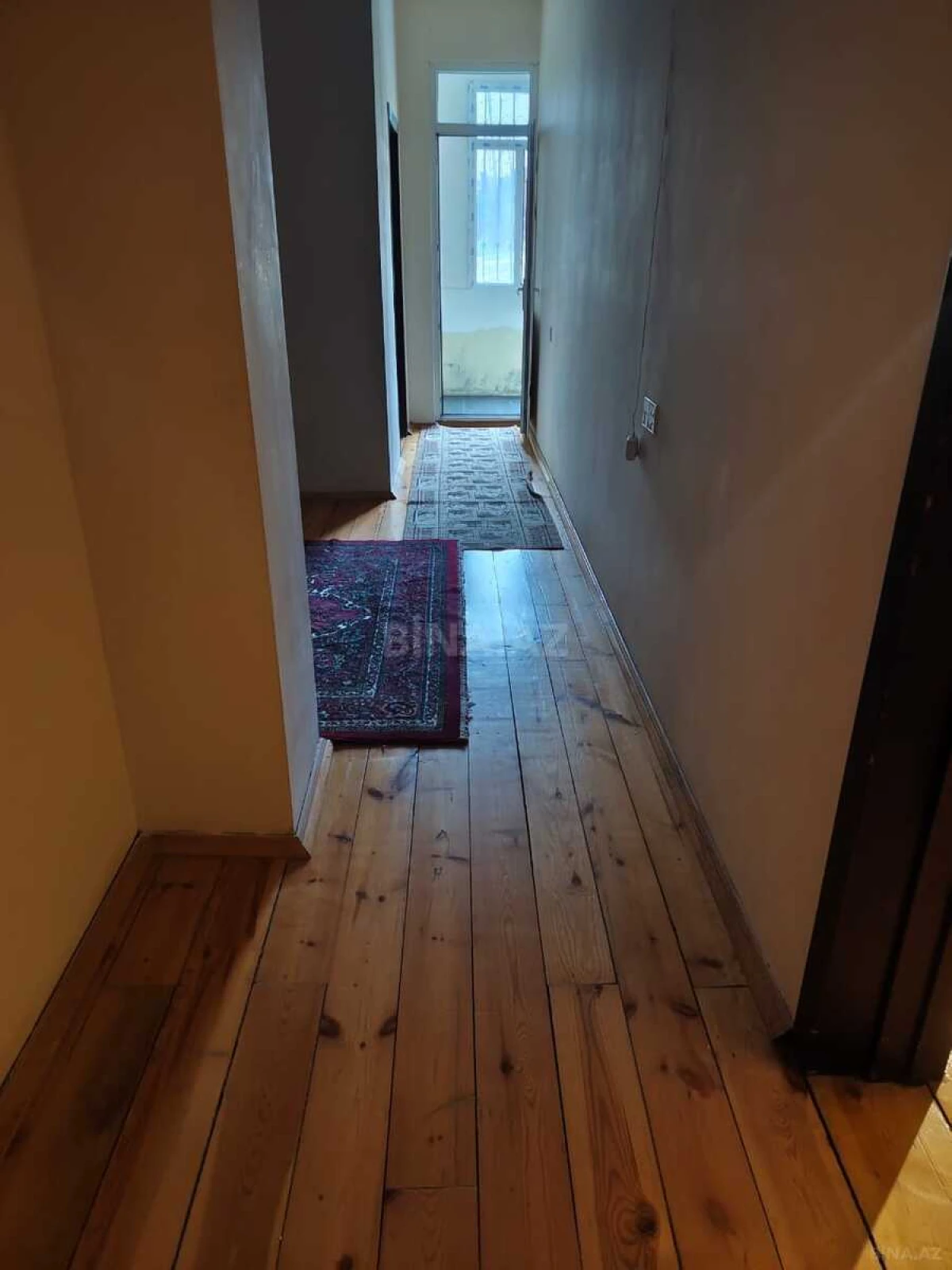 Satılır 3 otaqlı mənzil 120 m²
