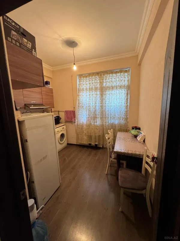 Satılır 2 otaqlı mənzil 65 m²