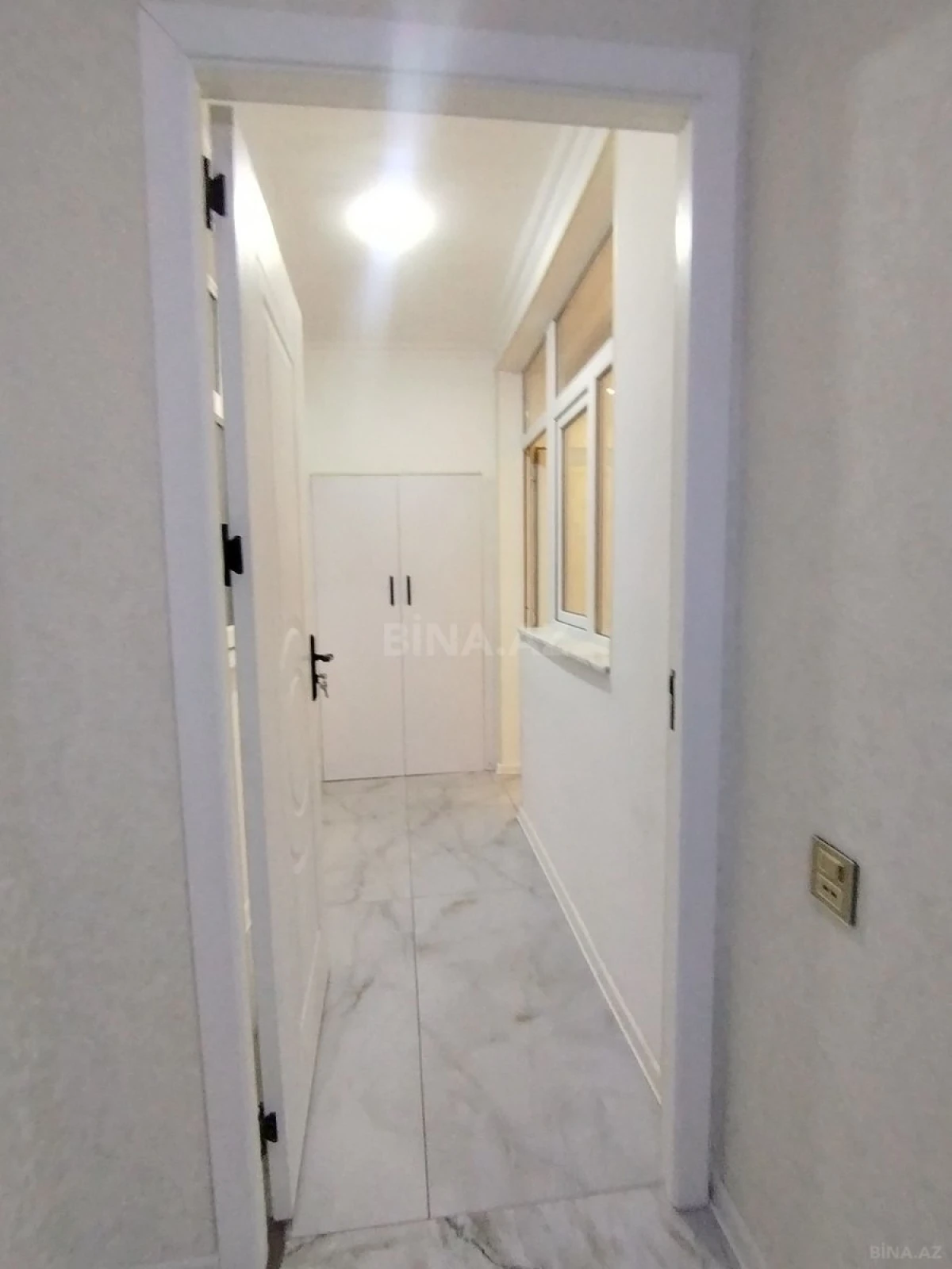 Satılır 3 otaqlı mənzil 95 m²