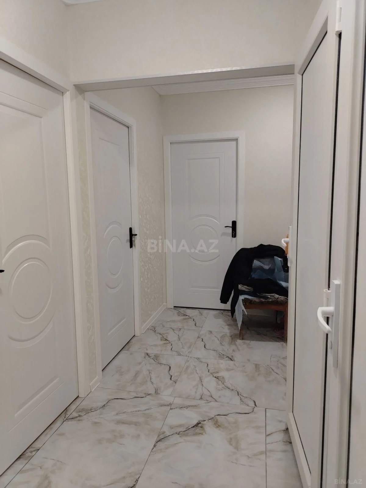 Satılır 3 otaqlı mənzil 95 m²